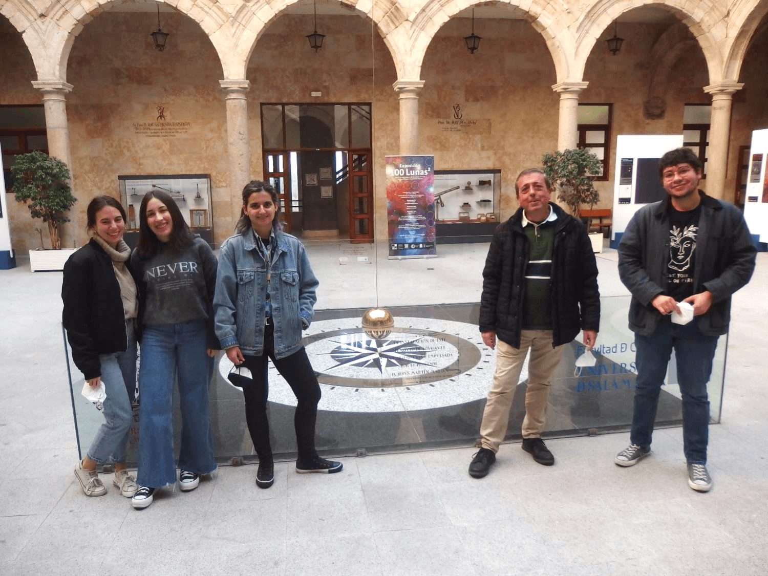 Physics students from the University of Zaragoza visit the ALF – USAL group (2021)